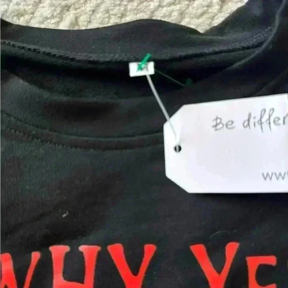 Halloween black sweatshirt size Medium - Picture 5 of 7